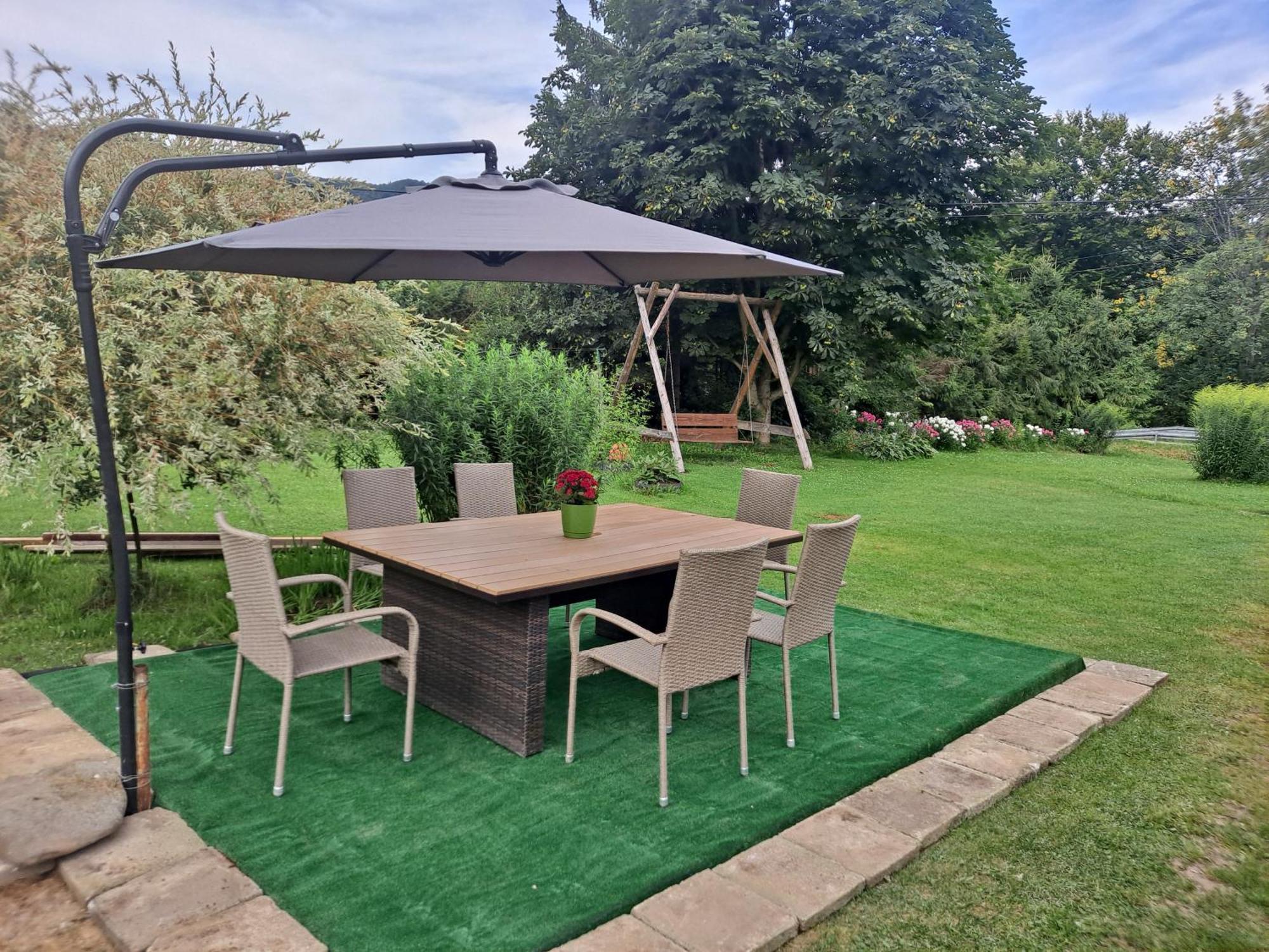 Agroturystyka Pod Kasztanem Lutowiska Buitenkant foto